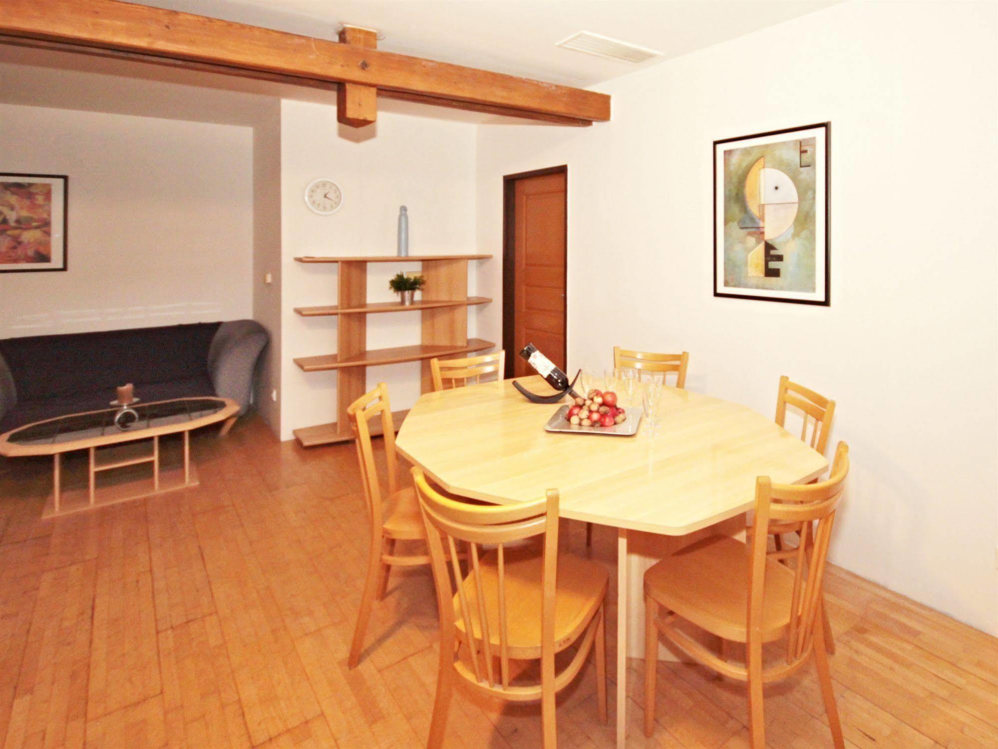 Leo Apartments Old Town Prague Luaran gambar